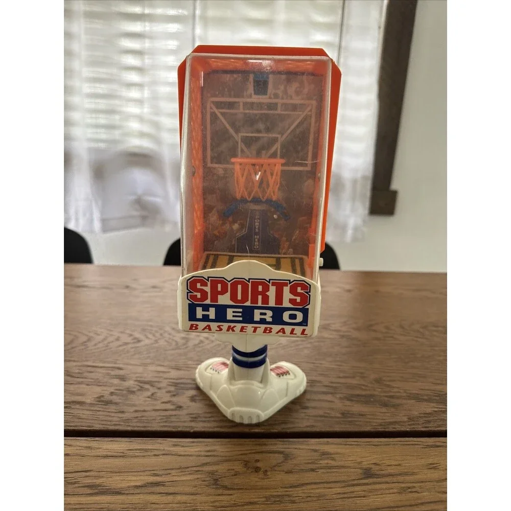 Vintage 1994 Sports Hero Sky Slam Basketball Game Works Toy NBA